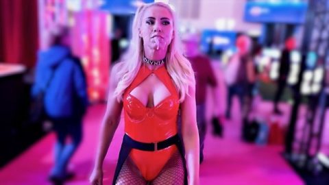 Venus Fair Berlin - Public Fuck Directly At The Exhibition Stand + Ultra Sperm Walk | Daynia